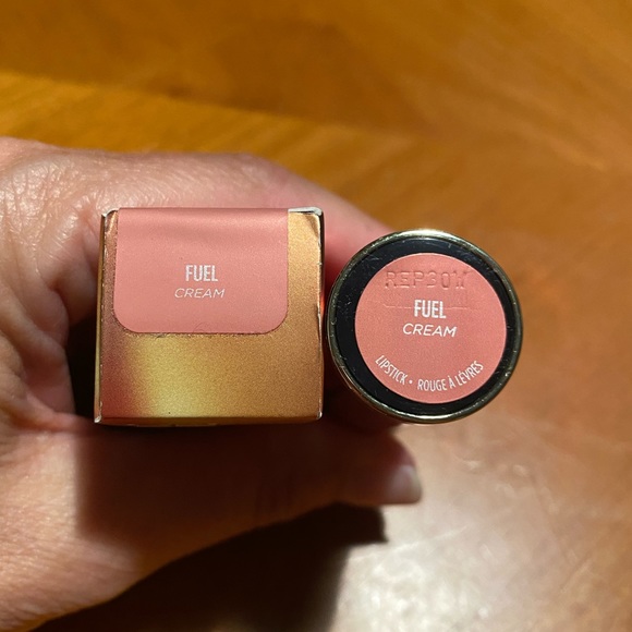 Urban Decay Vice Lipstick Fuel - Picture 10 of 16